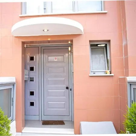 Sunny & Cosy 2Nd Floor Apt With A Balcony Athens Exterior photo
